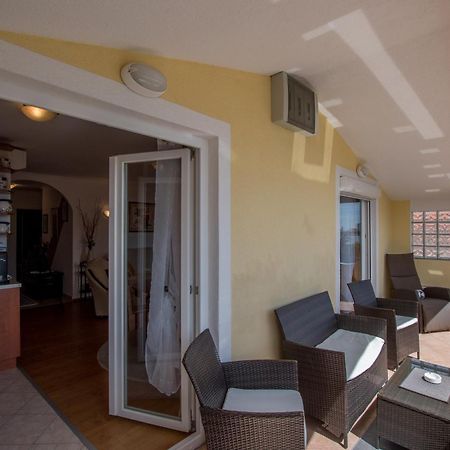 Appartmani Punta Umag Exterior foto